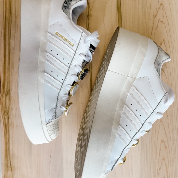 Adidas Superstar Bonega - Picture 3 of 5